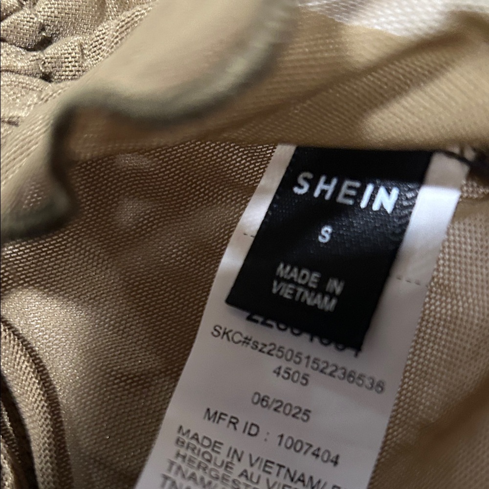 NWOT SHEIN Olive Green Strapless Top - Picture 3 of 6
